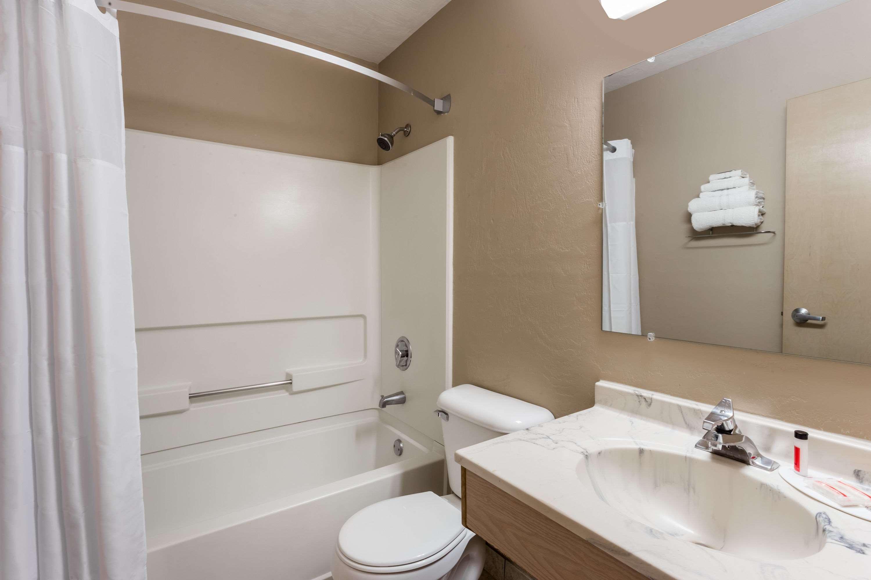 ซูเปอร์ 8 บาย วินด์แฮม คอร์แวลลิส Motel ภายนอก รูปภาพ