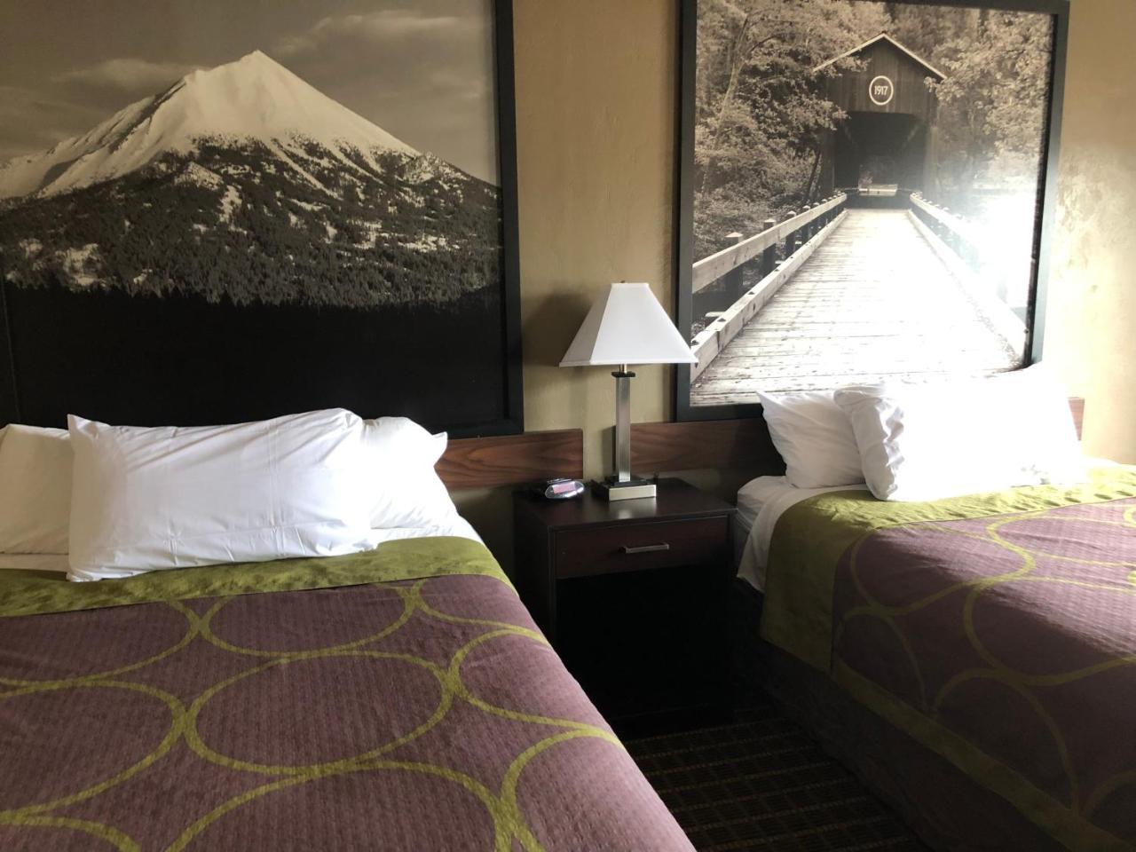 ซูเปอร์ 8 บาย วินด์แฮม คอร์แวลลิส Motel ภายนอก รูปภาพ